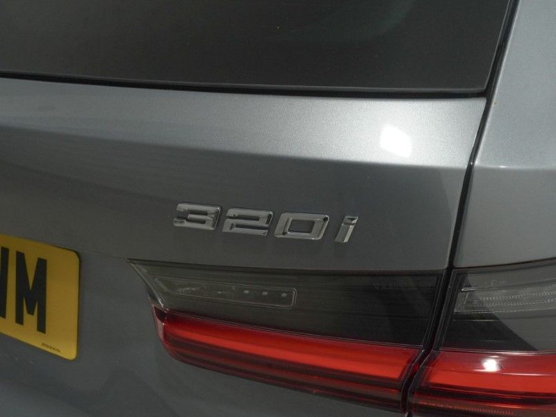 2023 (23) BMW 3 SERIES 320i M Sport 5dr Step Auto 5985467