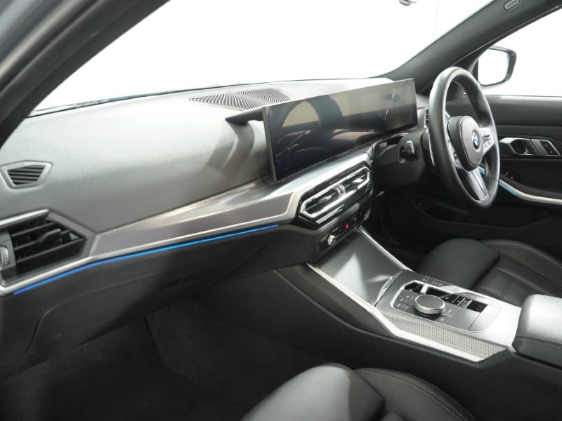 2023 (23) BMW 3 SERIES 320i M Sport 5dr Step Auto 5985474