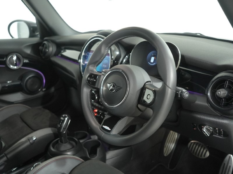 2023 (23) MINI HATCHBACK 1.5 Cooper Sport Premium 5dr Auto 5992998