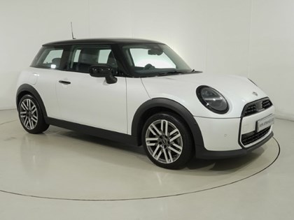 2024 (74) MINI COOPER 1.5 C Classic 3dr Auto