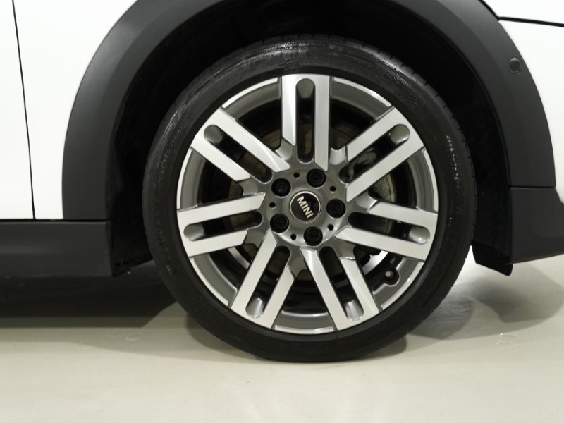2024 (74) MINI COOPER 1.5 C Classic 3dr Auto 5988987