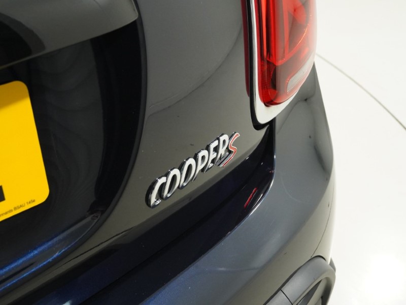 2024 (73) MINI HATCHBACK 2.0 Cooper S Exclusive Premium Plus 3dr Auto 5989223