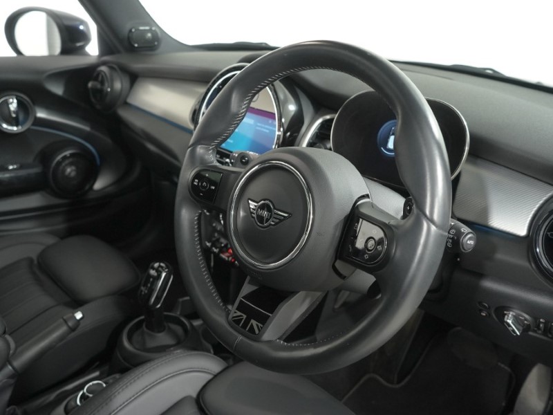 2024 (73) MINI HATCHBACK 2.0 Cooper S Exclusive Premium Plus 3dr Auto 5989227