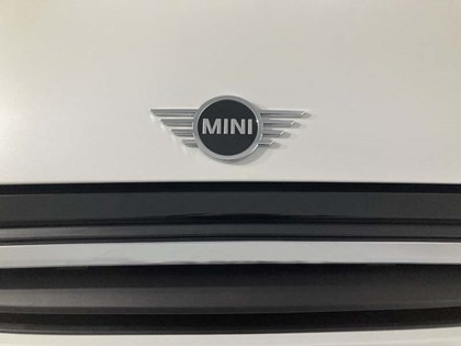 2023 (23) MINI HATCHBACK 1.5 Cooper Classic Premium 5dr Auto