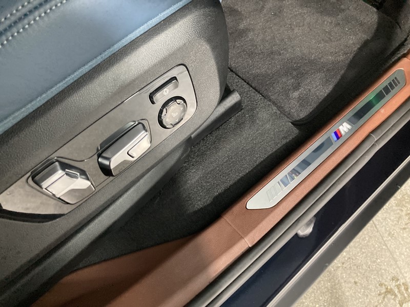 2023 (23) BMW XM 5dr Auto 2532165