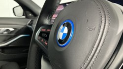 2023 (72) BMW 3 SERIES 330e M Sport 4dr Step Auto [Tech Pack] 2550340