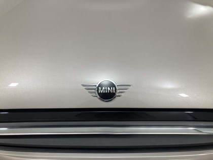 2023 (73) MINI HATCHBACK 1.5 Cooper Exclusive Premium 5dr Auto