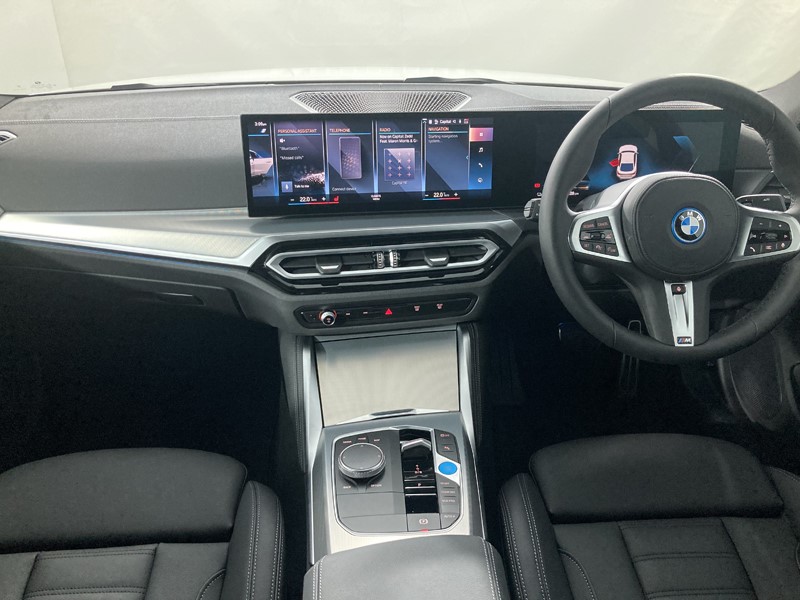2023 (73) BMW I4 250kW eDrive40 M Sport 83.9kWh 5dr Auto 2743657