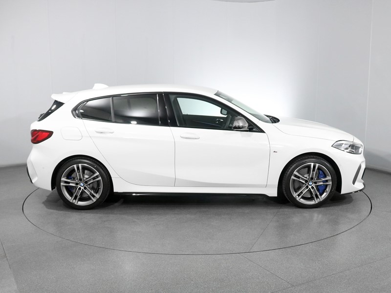 2023 (73) BMW 1 SERIES M135i xDrive 5dr Step Auto 2968262