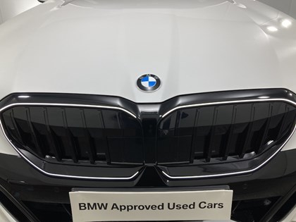 2023 (73) BMW 5 SERIES 520i M Sport Pro 4dr Auto [Tech Plus/Comfort Plus]