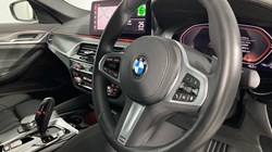 2022 (72) BMW 5 SERIES 530d xDrive MHT M Sport 4dr Auto 2895016