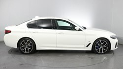 2022 (72) BMW 5 SERIES 530d xDrive MHT M Sport 4dr Auto 2895013