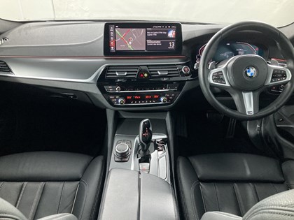 2022 (22) BMW 5 SERIES 520d MHT M Sport 4dr Step Auto