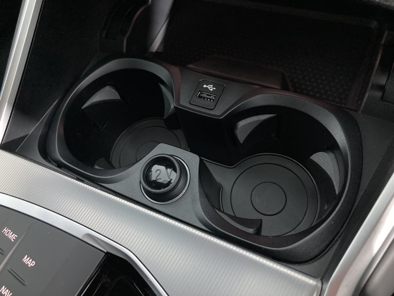 2024 (73) BMW 3 SERIES 320i M Sport 4dr Step Auto 3196610