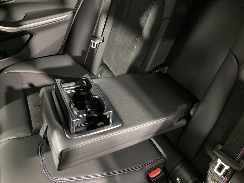 2024 (73) BMW 3 SERIES 320i M Sport 4dr Step Auto 3196617