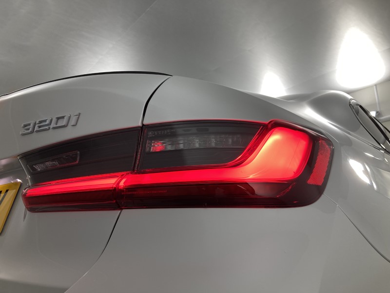 2024 (73) BMW 3 SERIES 320i M Sport 4dr Step Auto 3196625