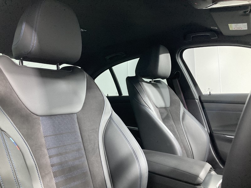 2024 (73) BMW 3 SERIES 320i M Sport 4dr Step Auto 3196588