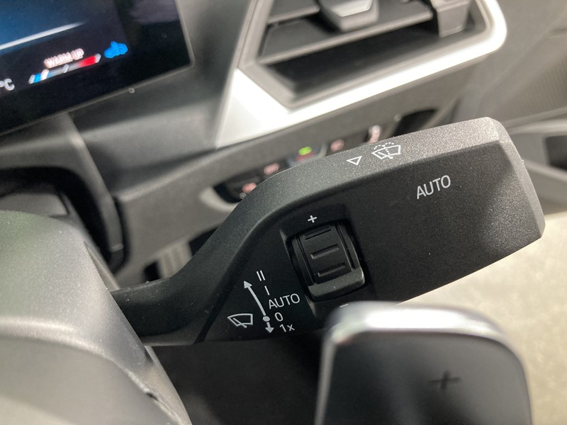 2024 (73) BMW 3 SERIES 320i M Sport 4dr Step Auto 3196603