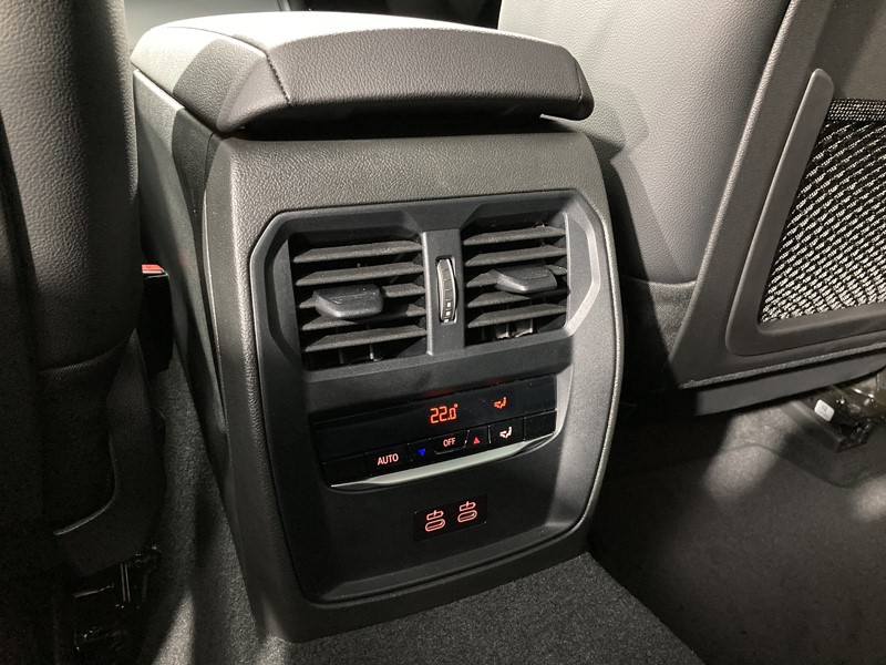 2024 (73) BMW 3 SERIES 320i M Sport 4dr Step Auto 3196619