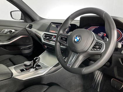 2022 (22) BMW 3 SERIES 320d MHT M Sport 4dr Step Auto