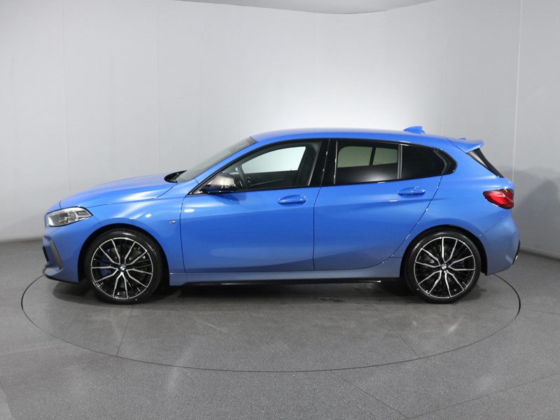 2024 (73) BMW 1 SERIES M135i xDrive 5dr Step Auto 2963162