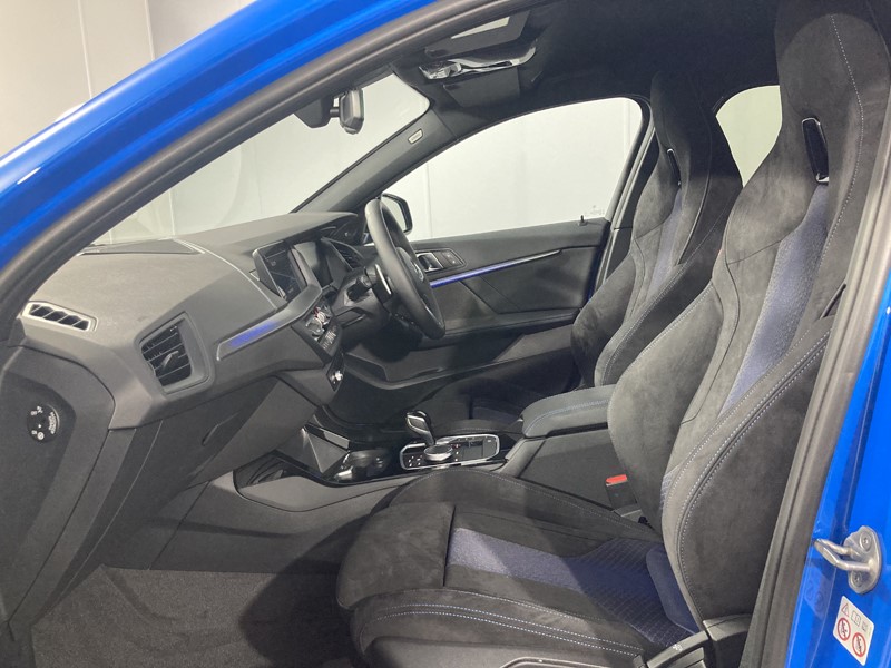 2024 (73) BMW 1 SERIES M135i xDrive 5dr Step Auto 2963149