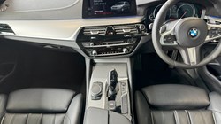 2017 (67) BMW 5 SERIES 520d M Sport 5dr Auto 3009886