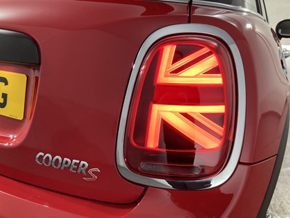 2021 (21) MINI HATCHBACK 2.0 Cooper S Sport II 5dr Auto