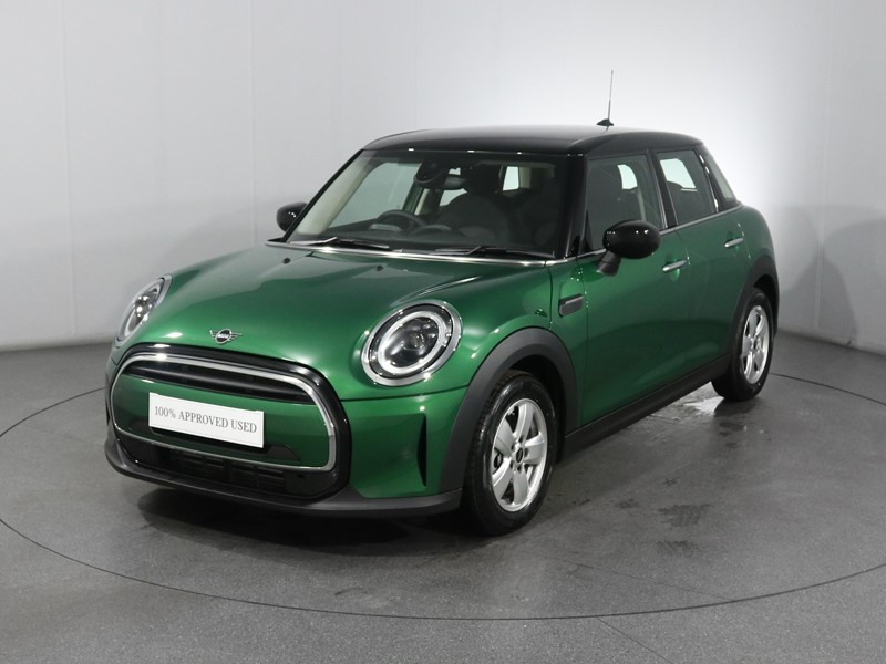 2024 (24) MINI HATCHBACK 1.5 Cooper Classic Premium 5dr Auto 3394910