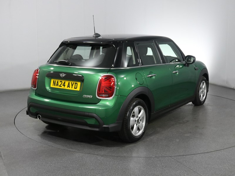 2024 (24) MINI HATCHBACK 1.5 Cooper Classic Premium 5dr Auto 3394912