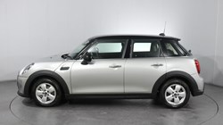 2024 (24) MINI HATCHBACK 1.5 Cooper Classic Premium 5dr Auto 3291686