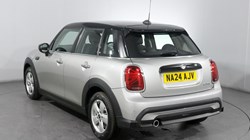 2024 (24) MINI HATCHBACK 1.5 Cooper Classic Premium 5dr Auto 3291676