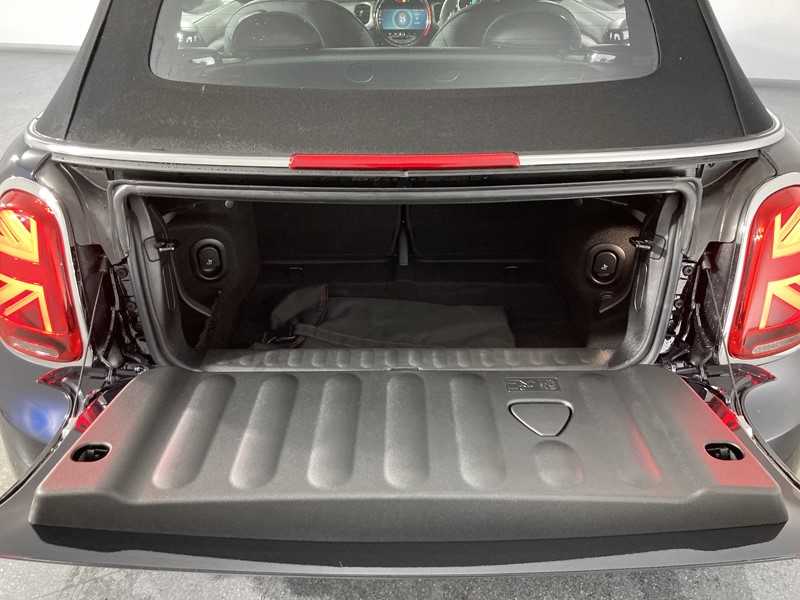2024 (24) MINI CONVERTIBLE 1.5 Cooper Exclusive Premium 2dr Auto 3291293