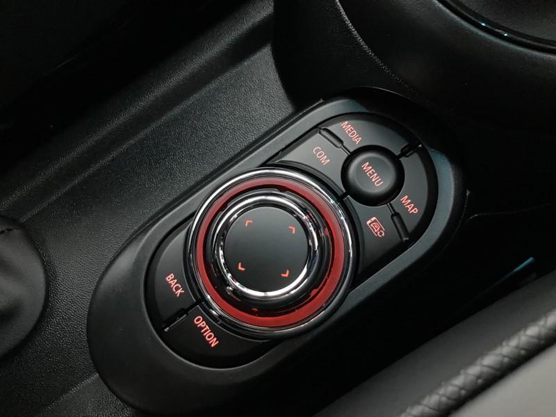 2024 (24) MINI CONVERTIBLE 1.5 Cooper Exclusive Premium 2dr Auto 3291312