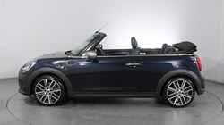 2024 (24) MINI CONVERTIBLE 1.5 Cooper Exclusive Premium 2dr Auto 3291328