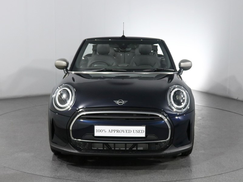 2024 (24) MINI CONVERTIBLE 1.5 Cooper Exclusive Premium 2dr Auto 3291296