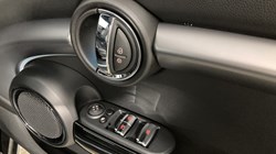 2024 (24) MINI CONVERTIBLE 1.5 Cooper Exclusive Premium 2dr Auto 3291297