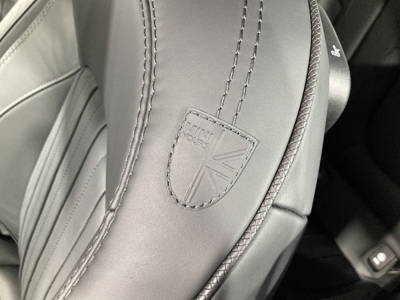 2024 (24) MINI CONVERTIBLE 1.5 Cooper Exclusive Premium 2dr Auto 3291316