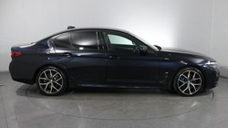 2021 (21) BMW 5 SERIES 530d xDrive MHT M Sport 4dr Auto 3051743