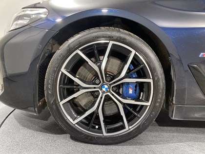2021 (21) BMW 5 SERIES 530d xDrive MHT M Sport 4dr Auto