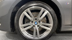 2019 (19) BMW 2 SERIES 220i M Sport 5dr DCT 3078625