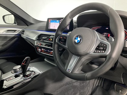 2020 (70) BMW 5 SERIES 520d MHT M Sport 4dr Auto