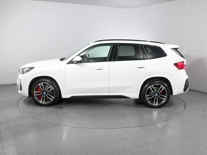 2024 (24) BMW iX1 150kW eDrive20 M Sport 65kWh 5dr Auto 3262716