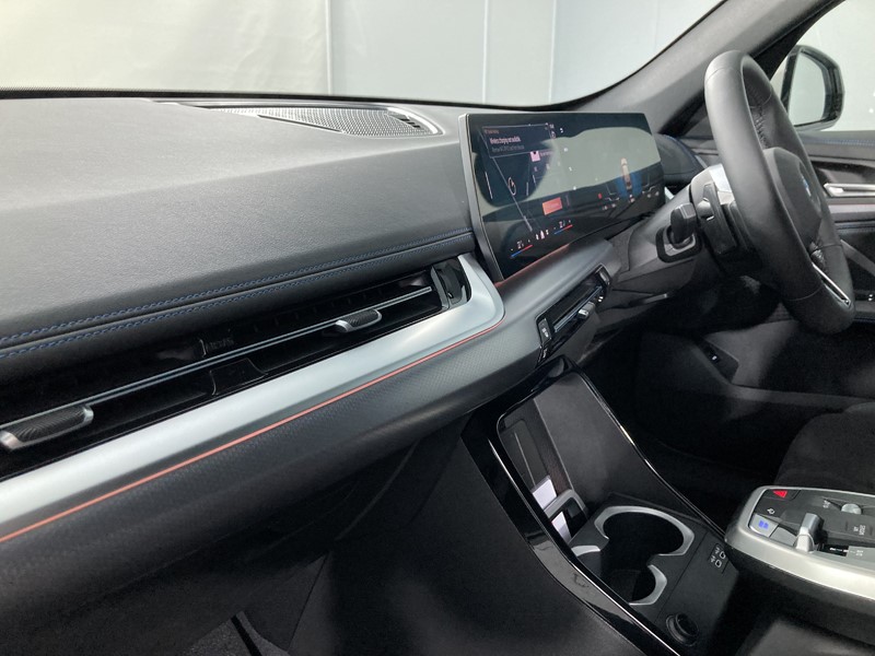 2024 (24) BMW iX1 150kW eDrive20 M Sport 65kWh 5dr Auto 3262677