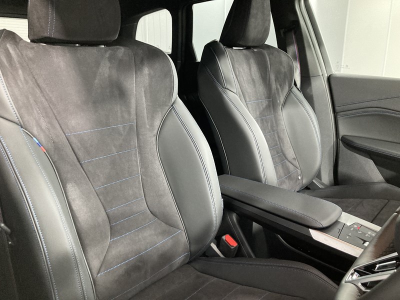 2024 (24) BMW iX1 150kW eDrive20 M Sport 65kWh 5dr Auto 3262681