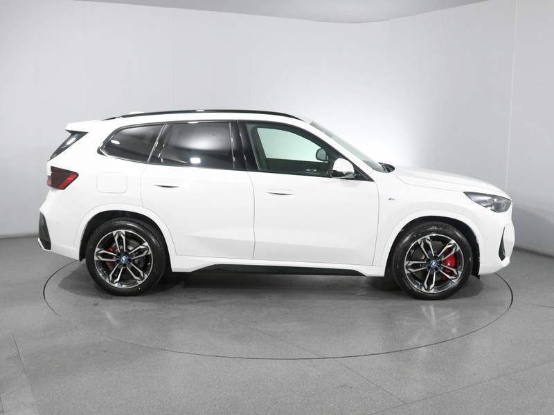 2024 (24) BMW iX1 150kW eDrive20 M Sport 65kWh 5dr Auto 3262673