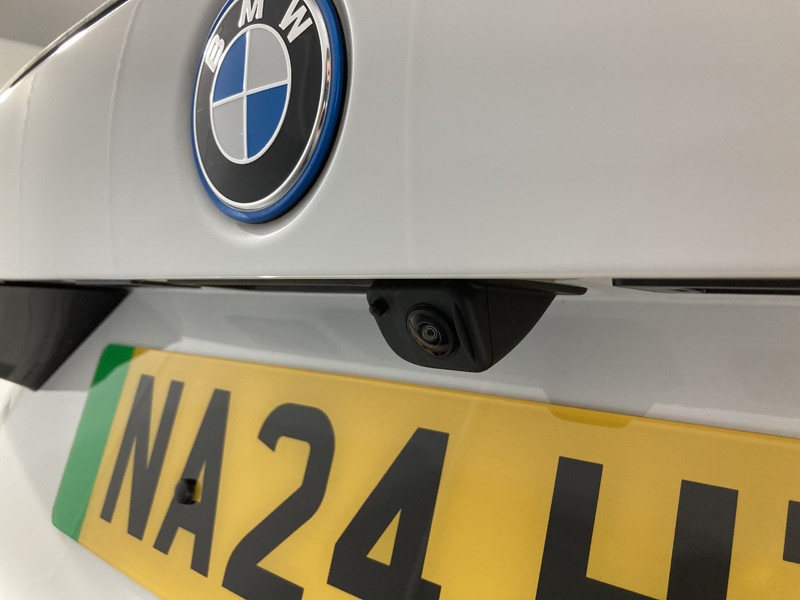 2024 (24) BMW iX1 150kW eDrive20 M Sport 65kWh 5dr Auto 3262713