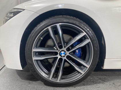 2019 (19) BMW 3 SERIES 320i M Sport Shadow Edition 5dr Step Auto