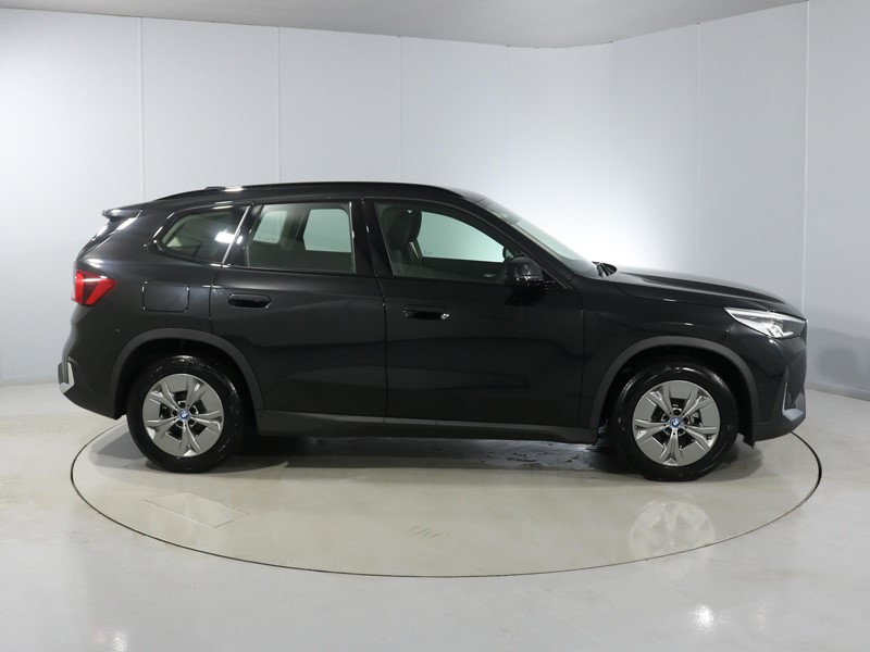 2024 (24) BMW iX1 150kW eDrive20 Sport 65kWh 5dr Auto 3798585