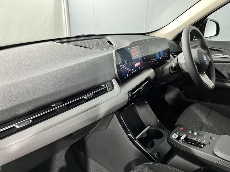 2024 (24) BMW iX1 150kW eDrive20 Sport 65kWh 5dr Auto 3798589